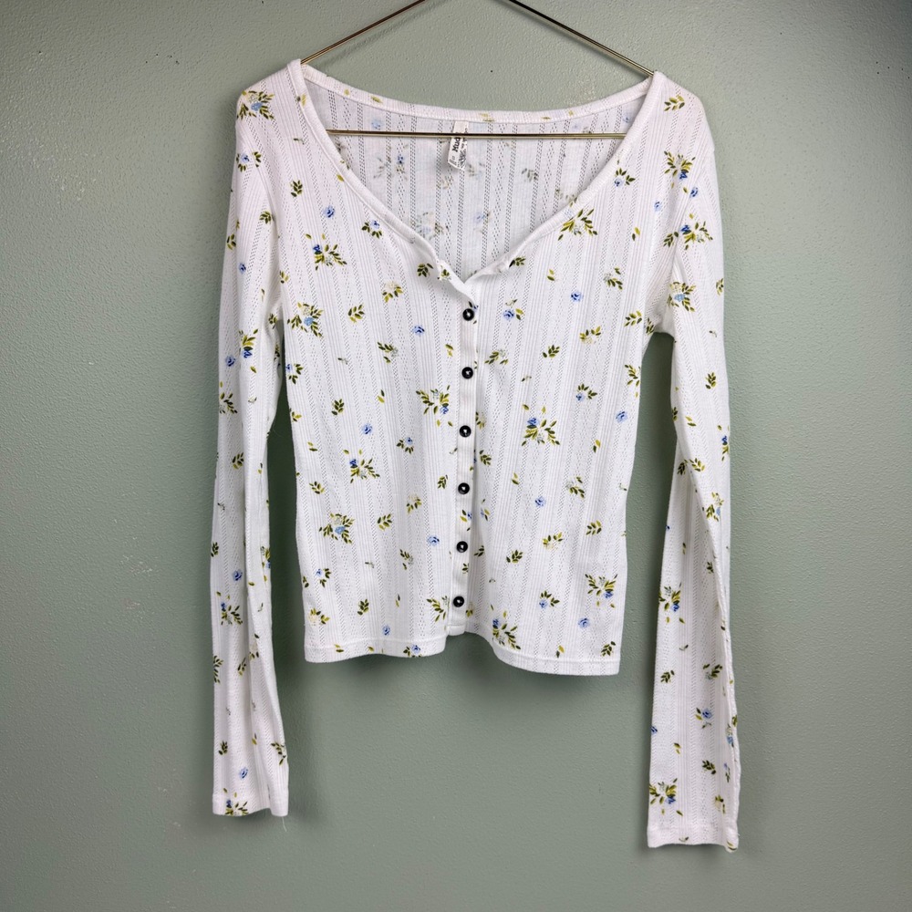 y2K Mudd Womens Small White Floral Pointelle Henley Button Front Long Sleeve Top